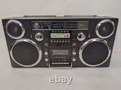 GPO Brooklyn Portable 1980s Retro Style Music System Black RRP 249.00 lot H859