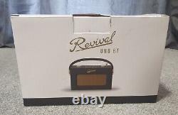 RETRO / VINTAGE LOOK NEWithBOXED ROBERTS REVIVAL UNO BT DAB/DAB+/FM WITH BLUETOOTH