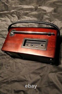 Roberts Classic Bluetune Portable DAB/FM Retro Radio Burgundy Hardly Used