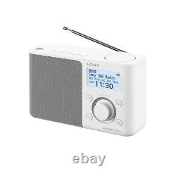 Radio portable Sony XDR-S61D DAB/DAB+ avec réveil, minuterie de sommeil, alimentation sur batterie et secteur - Blanc