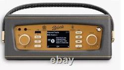 Réveil Roberts iStream 3 portable DAB/FM rétro avec radio Bluetooth intelligente en charbon de bois